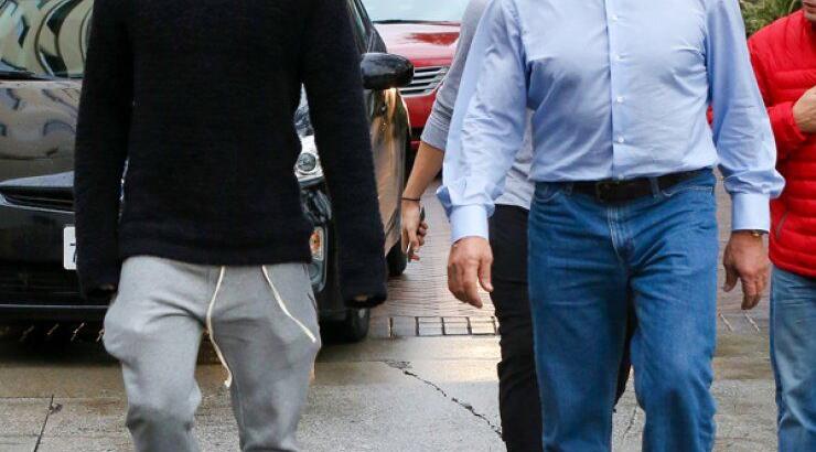 O Arnold Schwarzenegger για shopping μαζί με το γιο του [εικόνες]