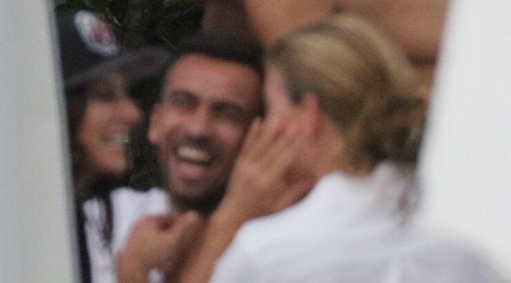 Cristiano Ronaldo: H διαχυτικότητά του με άγνωστο άντρα [εικόνες]