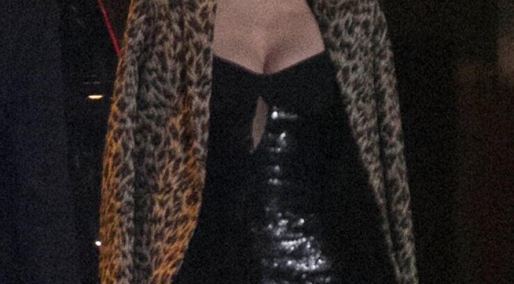 Miranda Kerr: Το μαύρο φόρεμα που έσπειρε εγκεφαλικά [εικόνες]