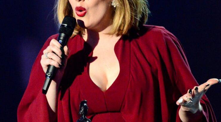 Adele: Η μεγάλη νικήτρια των Brit Awards [εικόνες]