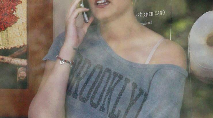 Δείτε πόσο μεγάλωσε και άλλαξε η κόρη του Michael Jackson [εικόνες]