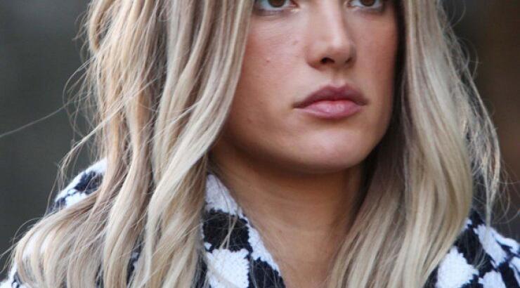 Αγνώριστη η Alessandra Ambrosio με ξανθό μαλλί [εικόνες]