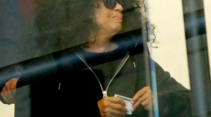 Ποια διάσημη τραγουδίστρια καθηλώθηκε σε αναπηρικό καροτσάκι; [εικόνες]