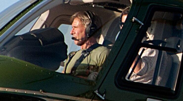 Δείτε τον Harrison Ford να πιλοτάρει ελικόπτερο [εικόνες]