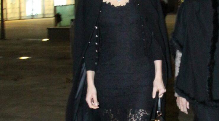 Η Eva Herzigova με Dolce & Gabbana [εικόνες]