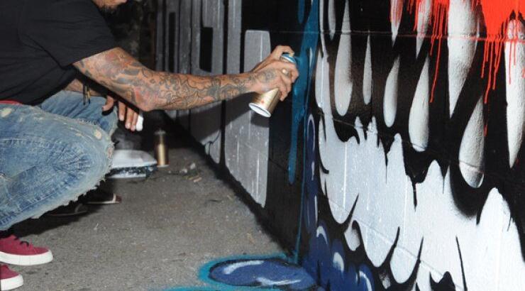 Ο Chris Brown το έριξε στο graffiti [εικόνες]