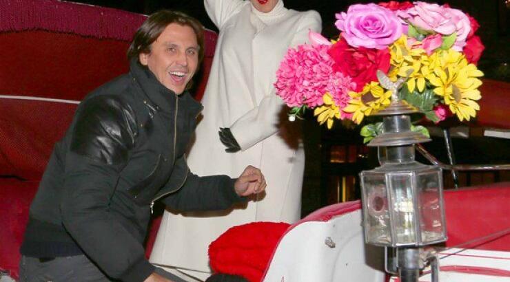 Τελικά η μαμά της Kim Kardashian παντρεύτηκε; [εικόνες]