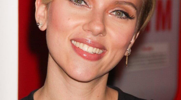 Δείτε το νέο look της Scarlett Johansson [εικόνες]