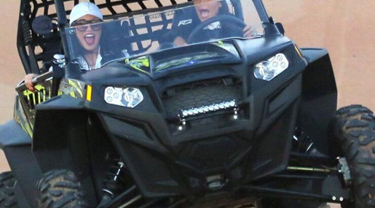 Δε θα πιστεύετε πως περνάει το χρόνο της η Kim Kardashian στο Dubai [εικόνες]