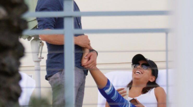 Eva Longoria: Απολαύστε την την ώρα του μασάζ [εικόνες]