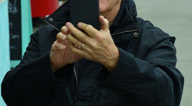 Ποιος ηθοποιός ειρωνεύεται τους φωτογράφους; [εικόνες]