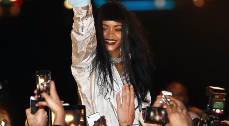 Η Rihanna πήγε Παρίσι και τρελάθηκε [εικόνες]