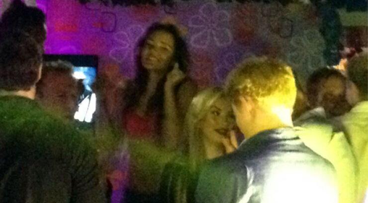 Τα νυχτοπερπατήματα του πρίγκιπα Harry στο Abu Dhabi [εικόνες]