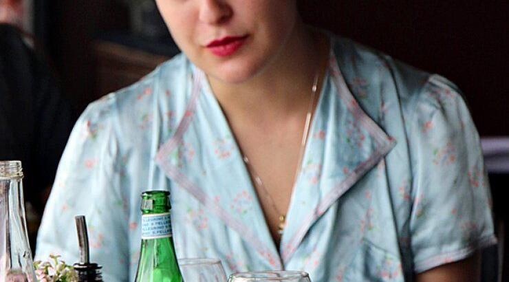 Η κόρη διάσημης ηθοποιού ξύρισε όλο το κεφάλι της [εικόνες]