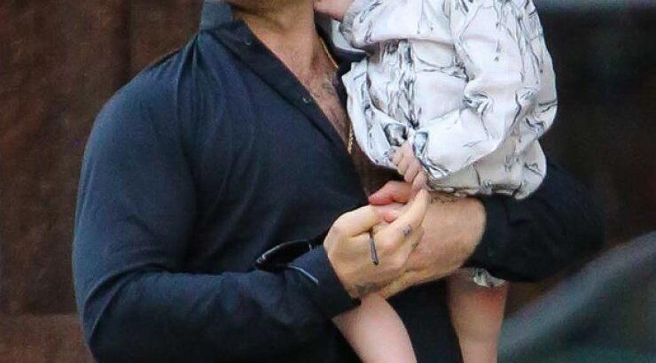 Ο Robbie Williams με τις γυναίκες της ζωής του [εικόνες]