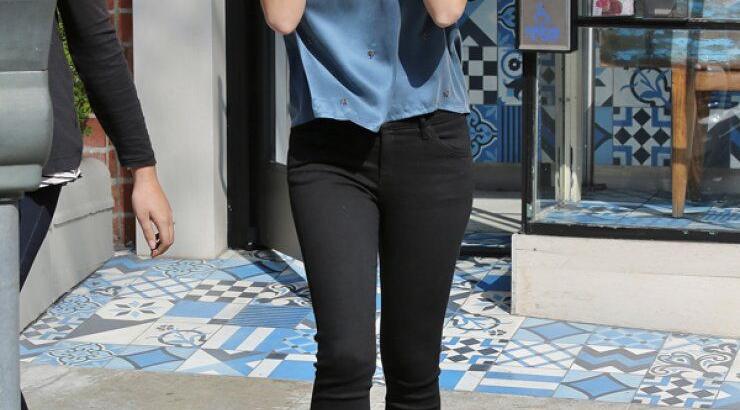 H Mila Kunis επιλέγει ελληνικά προιόντα [εικόνες]