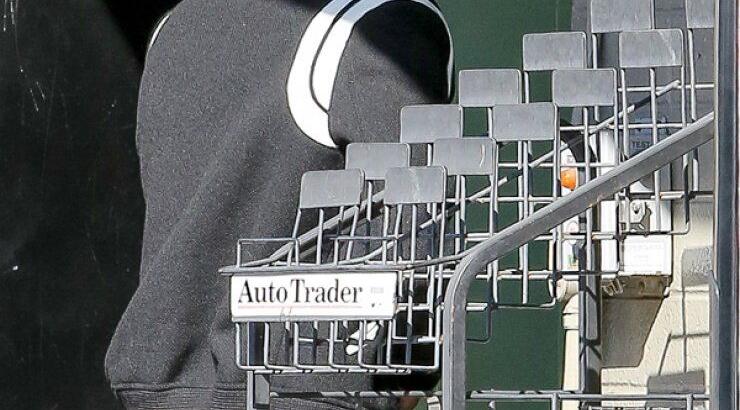 Justin Bieber: Χρησιμοποιεί κρυφά τις δημόσιες τουαλέτες [εικόνες]