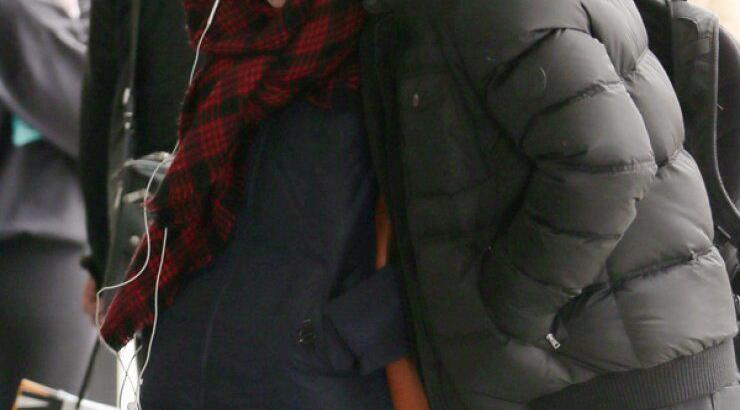 Νέο κορίτσι στη ζωή διάσημου γοητευτικού ηθοποιού [εικόνες]