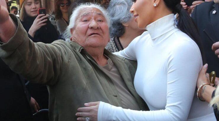 Δείτε την γηραιότερη θαυμάστρια της Kim Kardashian [εικόνες]