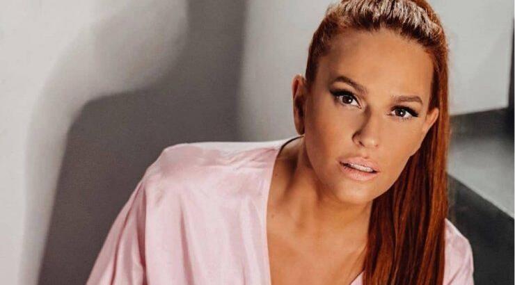 Σίσσυ Χρηστίδου: Η πιο συγκινητική της εικόνα κρατώντας το χέρι της μητέρας της στο νοσοκομείο