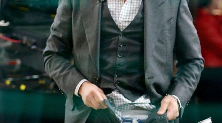 Ποιος διάσημος του Hollywood κατέβασε το παντελόνι και έδειξε το εσώρουχο του; [φωτογραφίες]