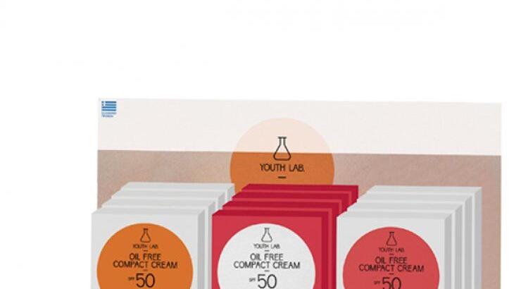 Η Youth Lab. σου προτείνει μια compact με αντηλιακή προστασία