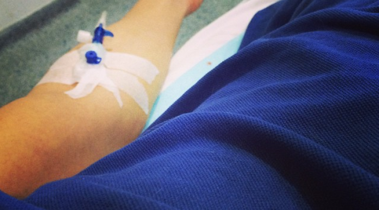 Κύπριος τραγουδιστής στο νοσοκομείο!