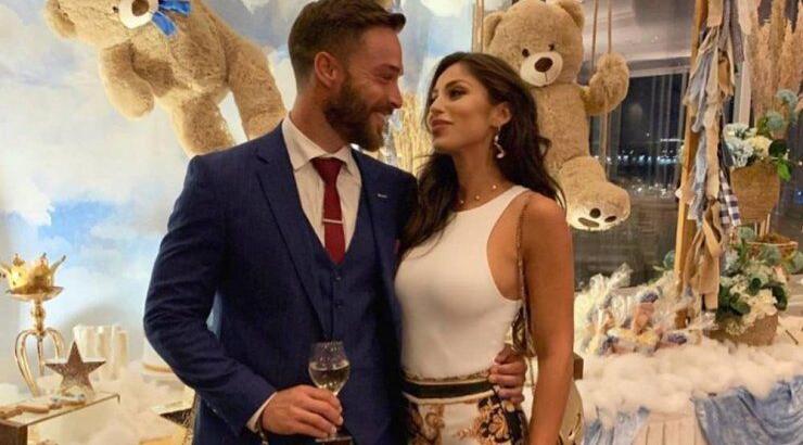 Ο Στέφανος Μιχαήλ μπήκε στην κουζίνα και μαγείρεψε για τη σύντροφό του! [βίντεο]