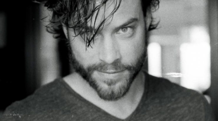 Το απίστευτο υπονοούμενο του Στέφανου Μιχαήλ για τις ερωτικές σκηνές! [βίντεο]