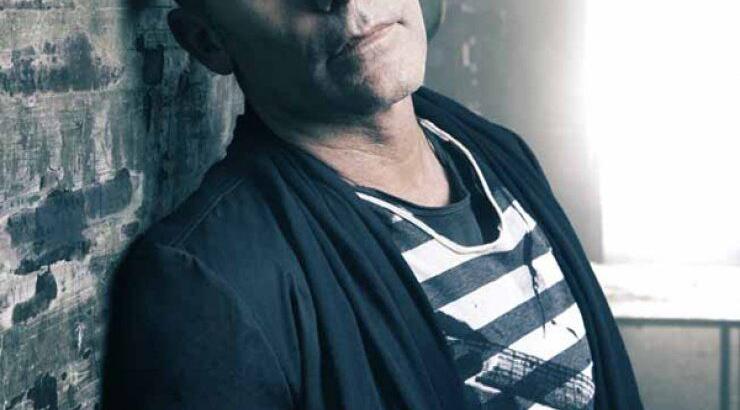 O Super FM και το Johnnie Walker Black Label παρουσιάζουν το Στέλιο Ρόκκο