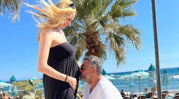 Στέλλα Δημητρίου: Αποκάλυψε τα ονόματα των δίδυμων γιων της