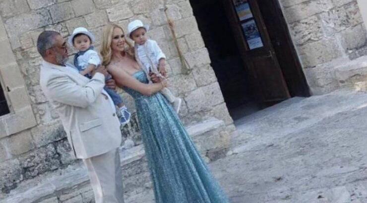 Η Στέλλα Δημητρίου για τη βάφτιση των αγοριών της: "Στην εκκλησία έκλαιγα συνέχεια" [βίντεο]