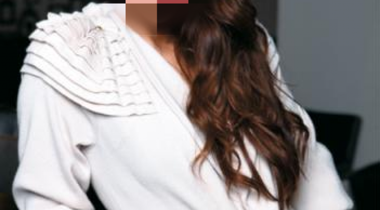 Κύπρια παρουσιάστρια εξομολογείται: “Ανησυχώ αν θα βγάλω το μήνα με τα λεφτά μου”