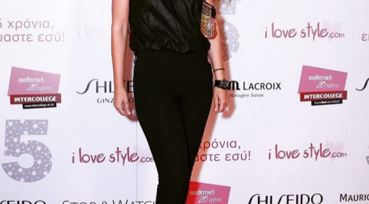 Είναι υπέροχη! Δείτε τη Στέλλα Στυλιανού χωρίς ίχνος μακιγιάζ!