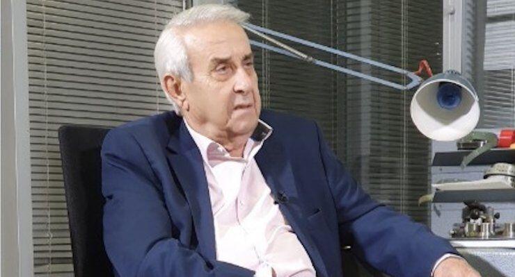 Βουρκωμένος ο Γιώργος Ζένιος: "Μια κόρη είχε ο αδελφός μου, πέθανε από κορωνοϊό στα γενέθλια του"