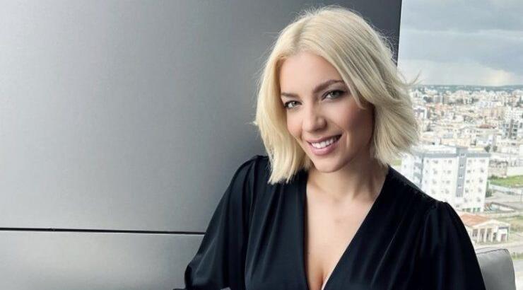 Άντρη Καραντώνη: Η μαμά της έχει γενέθλια και της ευχήθηκε στίχους Έλληνα ποιητή και εικόνες τους