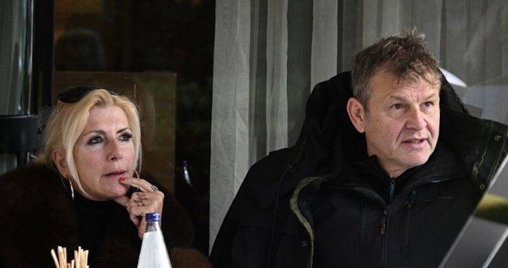 Απόστολος Γκλέτσος: Φαγητό στο κέντρο της Αθήνας με τη σύντροφο του! Σπάνιες φωτογραφίες!