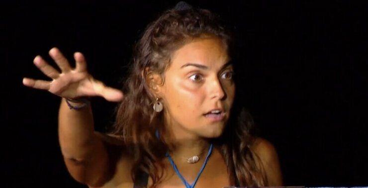 Βρισηίδα Aνδριώτου: Έριξε μούντζα εκνευρισμένη και έγινε "μαλλιά κουβάρια" με τη Ναυσικά!