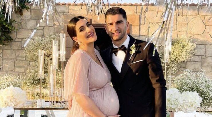 Iωάννης Κούσουλος - Ντορίνα Αντωνίου: Έγιναν πρώτη φορά γονείς! Οι εικόνες με τον νεογέννητο