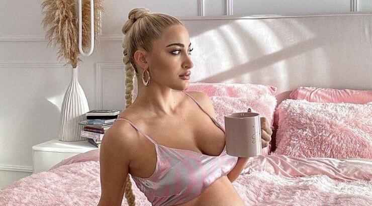 Iωάννα Τούνη: Ο γιος της την κλωτσάει και εκείνη συγκινείται [βίντεο]