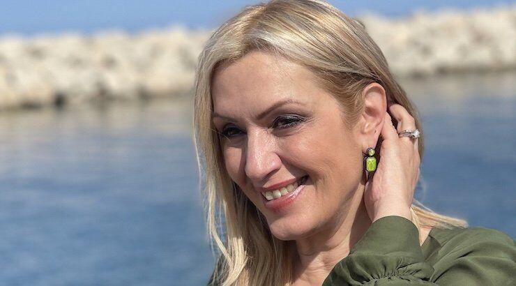 Eιρήνη Xαραλαμπίδου: Πήγε στα χιόνια και έκανε πατίνι [εικόνα] 