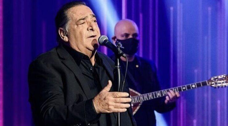 Βασίλης Καρράς: Έχασε πολλά κιλά και έγινε αγνώριστος μετά την περιπέτεια υγείας του [εικόνα]