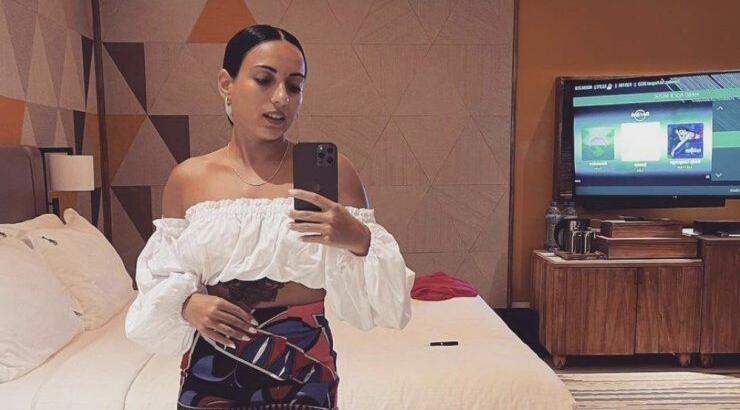 Ξένια Κωνσταντινίδου: Η τρυφερή εικόνα με τον σύντροφο της με φόντο το ηλιοβασίλεμα