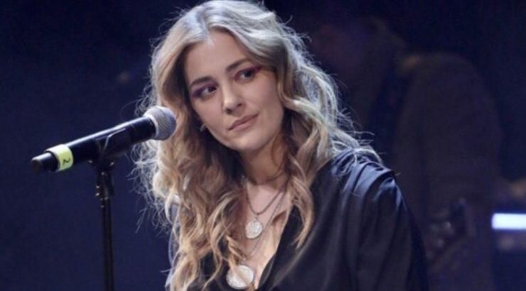 Νατάσσα Μποφιλιου: Διέκοψε συναυλία της και αποχώρησε - Δεν είμαι αυτή που έχετε πληρώσει να δείτε"