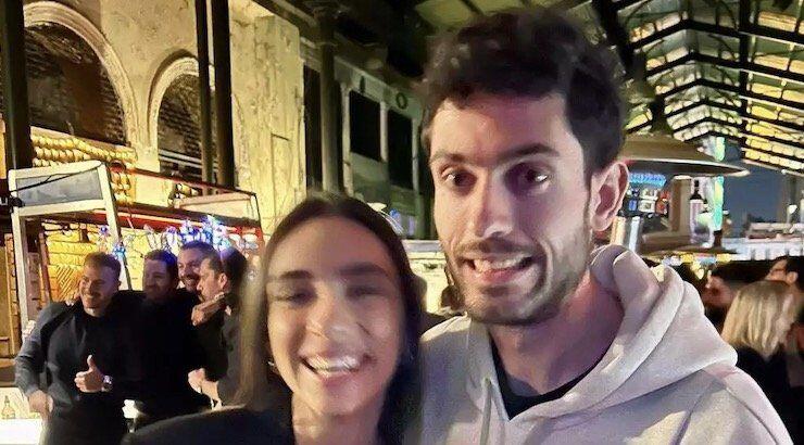 Μίλτος Τεντόγλου: Τα σπάνια στιγμιότυπα με την Ελληνίδα παρουσιάστρια σύντροφο του 