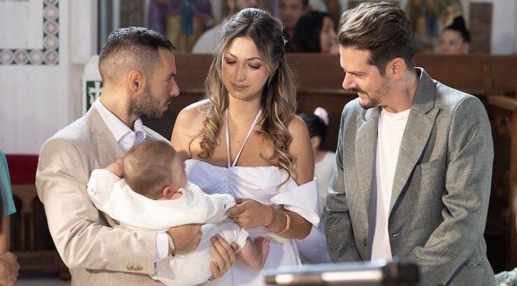 Κρίστυ Παπαδοπούλου: Μόλις πόσταρε τις επίσημες φωτογραφίες της βάπτισης του γιου της Χάρη