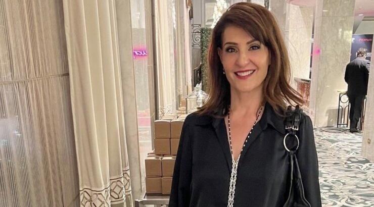 Νία Βαρντάλος: Η πρώτη εμφάνιση με τον Έλληνα σύντροφο της - Τον γνώρισε σε εστιατόριο