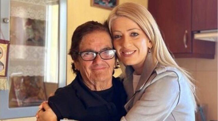 Aννίτα Δημητρίου: Τη συγκίνησε η ευχή της συνονόματης γιαγιάς της για τη γιορτή τους