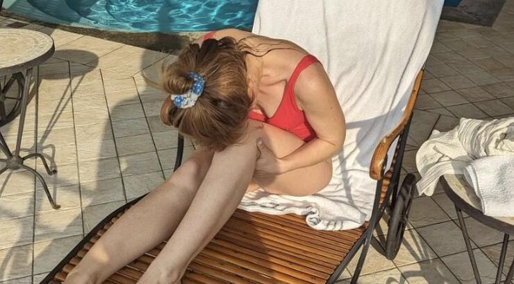 Eλληνίδα πρωταγωνίστρια μόλις πόσταρε πως είναι έγκυος: Το τεστ, το υπερηχογράφημα και η φουσκωμένη κοιλιά της