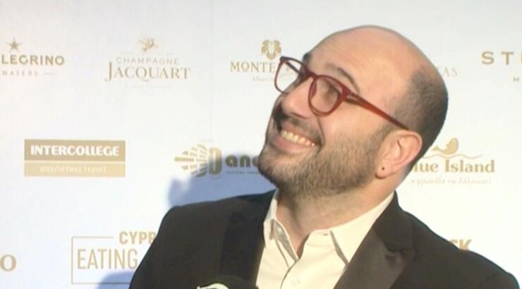 Xρήστος Μιχάλαρος: Η έντονη αμηχανία του όταν ρωτήθηκε για την προσωπική του ζωή [βίντεο]